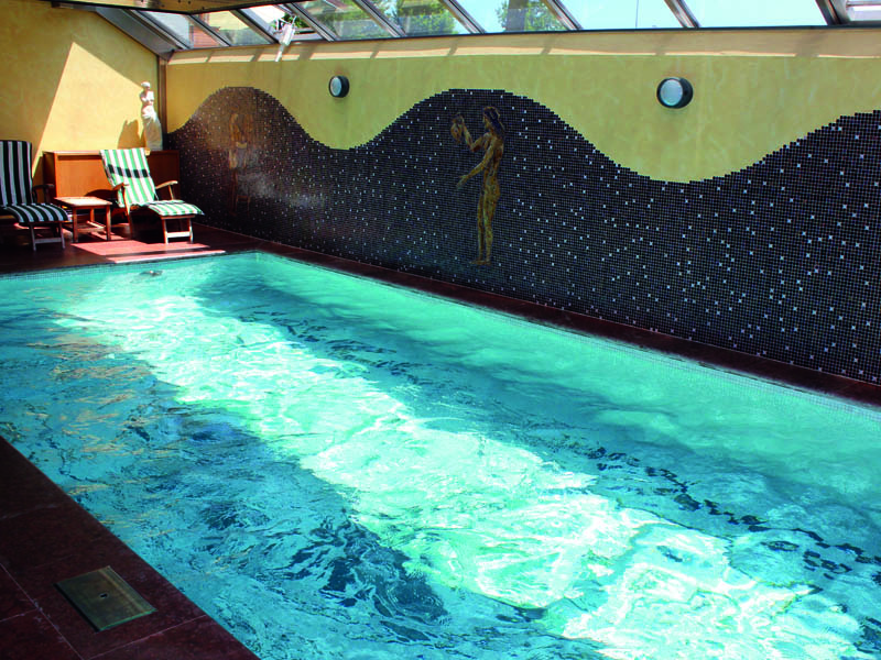 Pool der Wellness Anlage